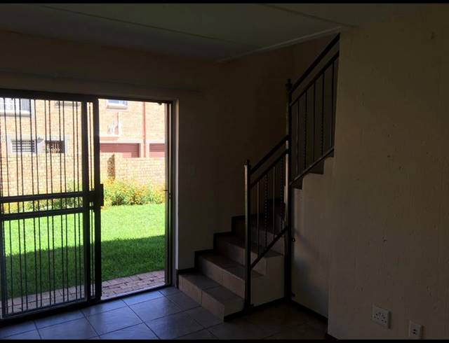 3 BEDROOM PROPERTY TO RENT IN WILGEHEUWEL